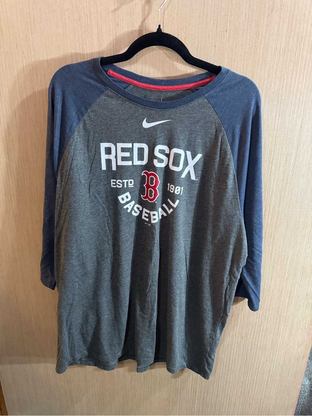 Mens Nike X MLB Gray & Navy Red Sox Raglan Baseball Tee Size XL